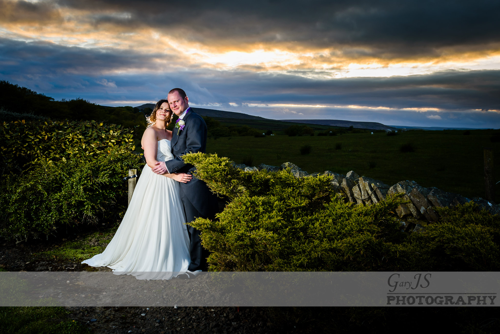 Huntsman Inn Wedding Photography – Holmfirth Emma and Lee
